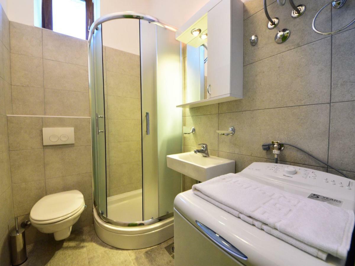 Val-1 By Interhome Apartment Sveti Juraj